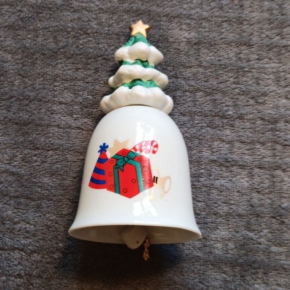 1989 Christmas Dinner Bell, Vintage 80s Holiday Retro Winter Home Decor - Picture 5 of 7